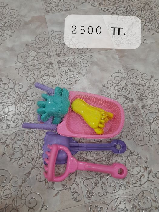 Продаю нрвые игрушки,остаток товара.