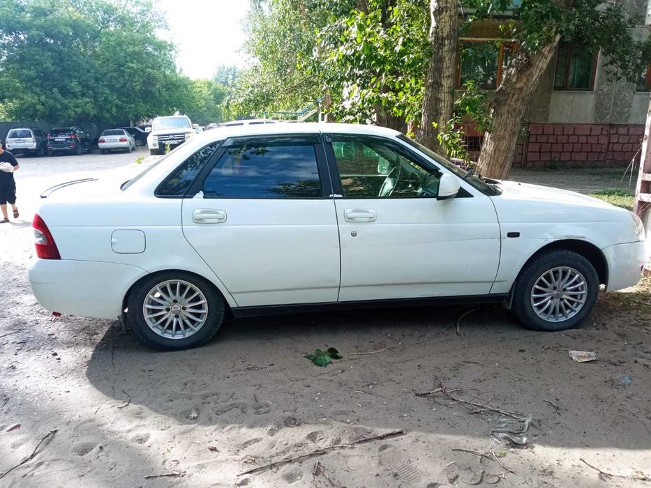 СРОЧНО продам приору