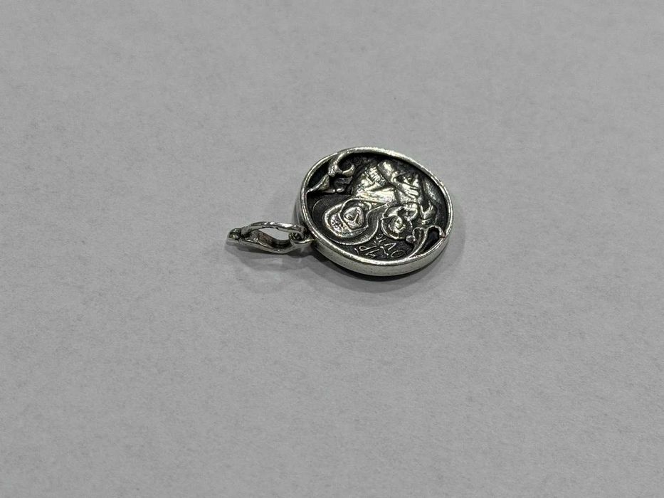 Стар Сребърен Медальон - Дева Мария / 925 / 4.49гр.