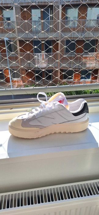 Adidasi New Balance 302, marime 42-42.5