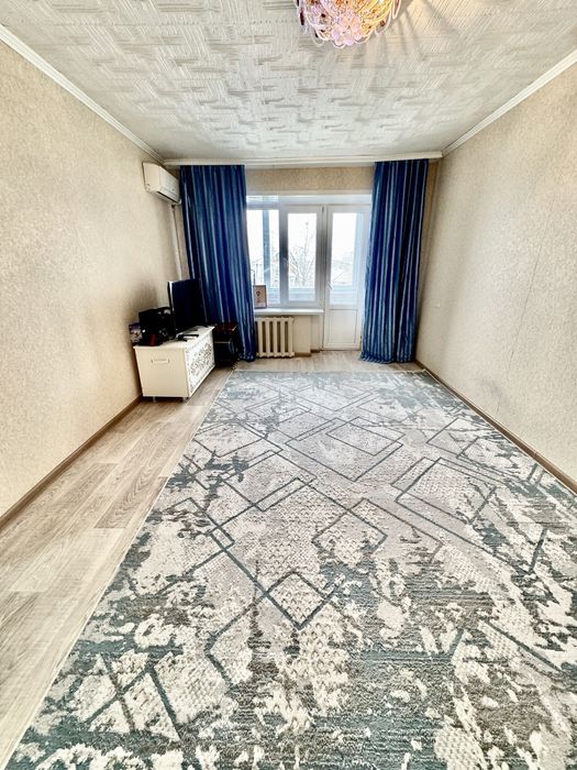 Продается 3 комн кв рядом со СХИ