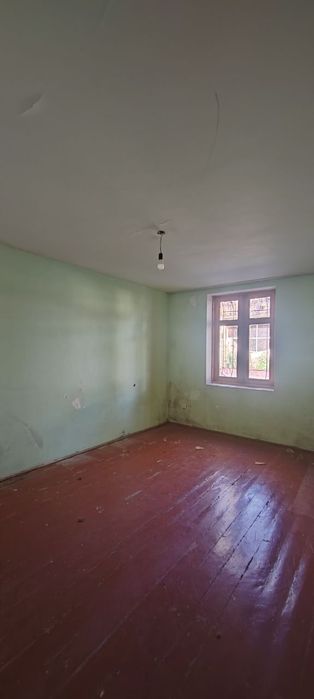 Ижарага 3 хоналик квартира 1 каватда