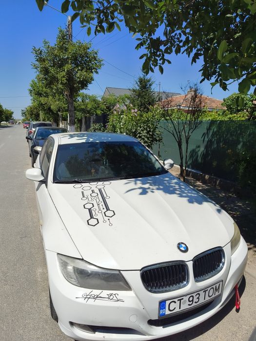 Vând  BMW 320d 2010 (177 CP)