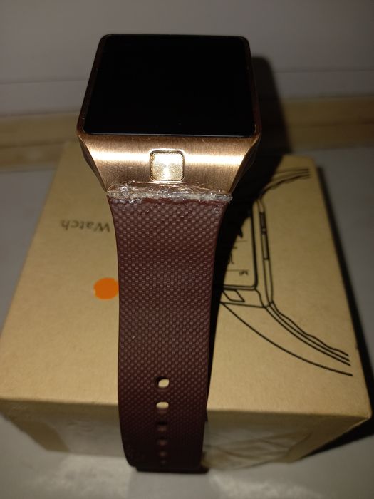 Продам часы Bluetooth из Кореи привезли Возможно есть обмен