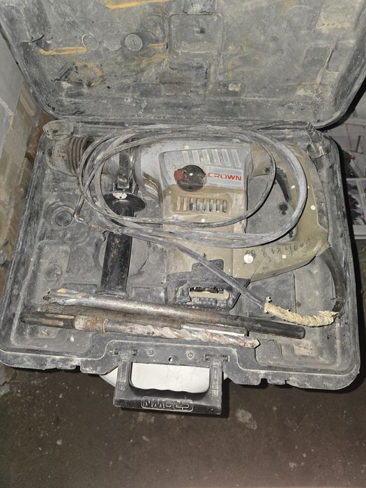 Перфоратор сотилади