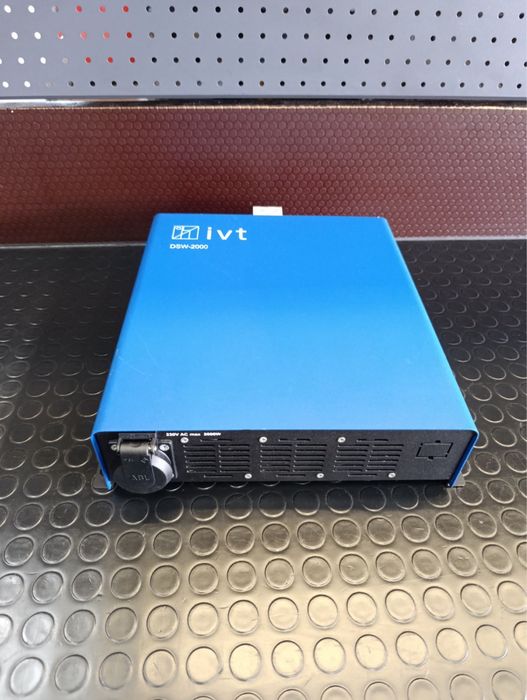 Инвертор(преобразувател напрежение от 24V на 220 V