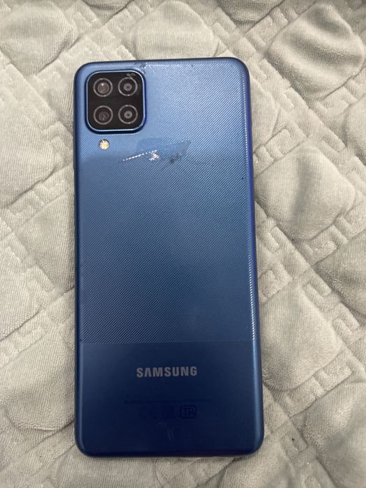 Продам телефон Samsung Galaxy A12