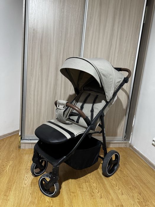 Каляска Babyton.
