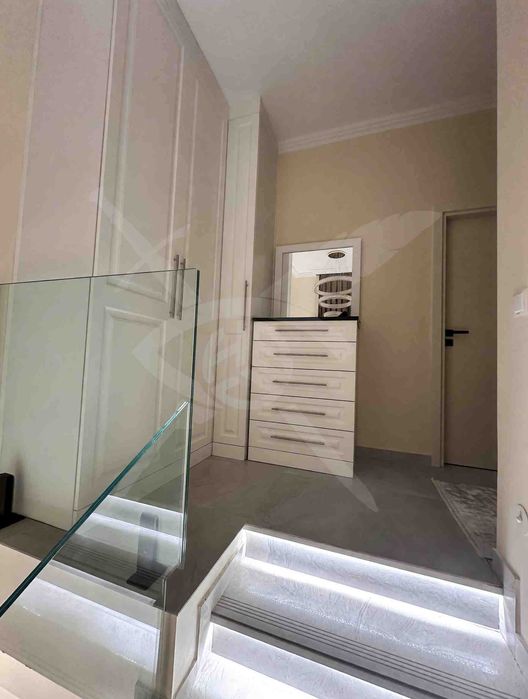 Продава се Къща в Бургас, Сарафово - 180 кв.м за 3056 €/кв.м - Снимка #6