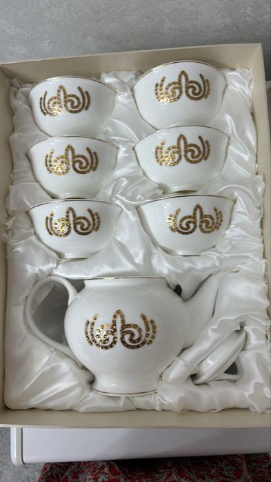 Продам чайник с кесешками