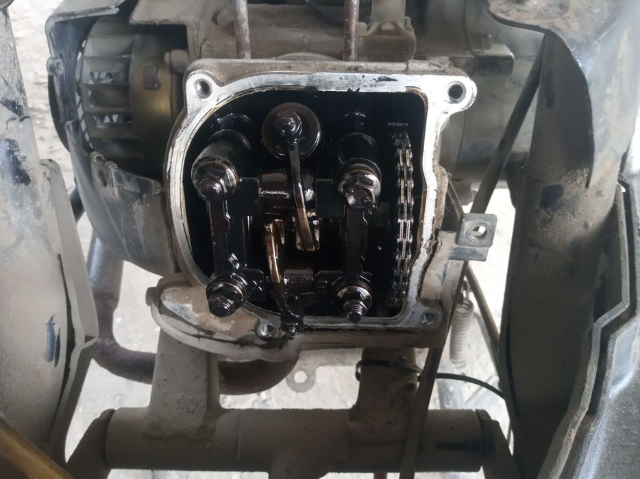 Ремонт скутера бензине электро.