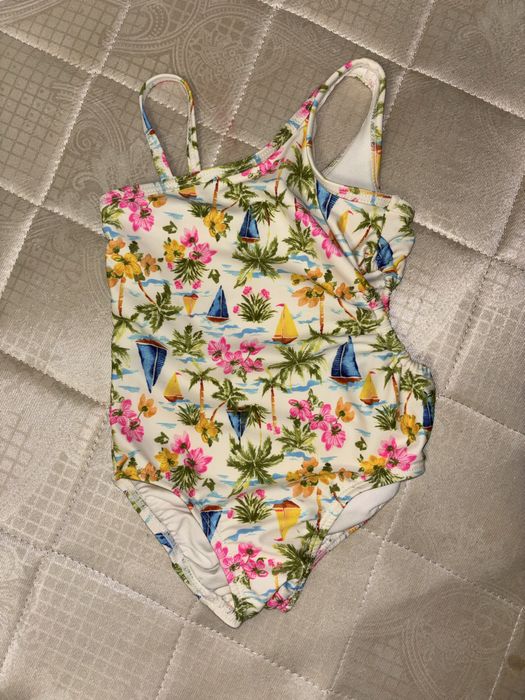 Детский купальник абсолютно новый