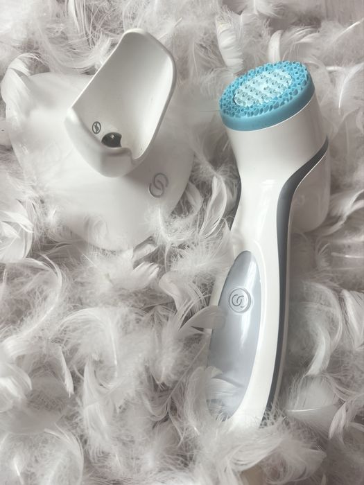 NU SKIN - Lumi Spa - уред за почистване на лице