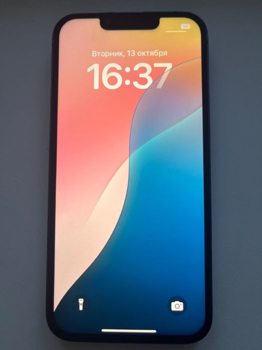 Продам айфон 13.