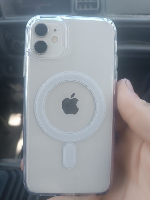 iPhone 11 xolati yaxshi