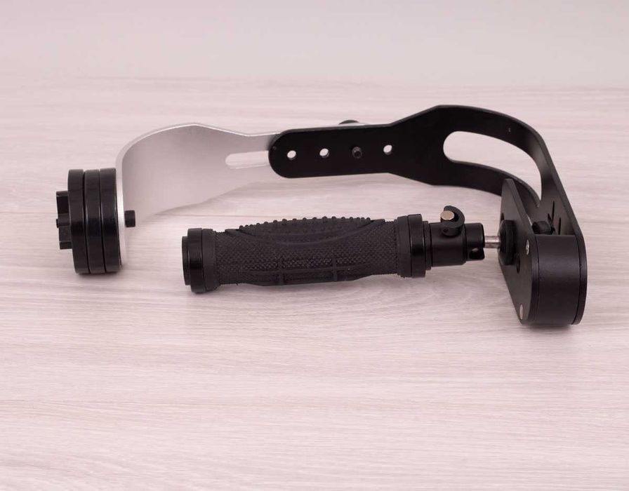 Ръчен стабилизатор за камера. Гимбъл.