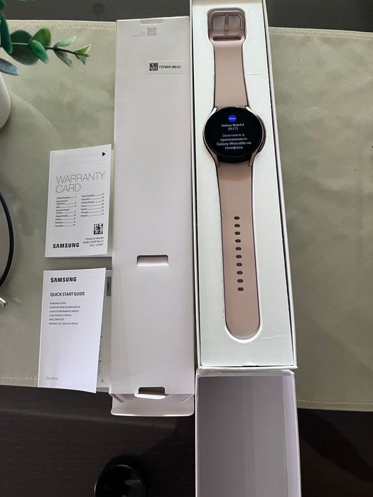 samsung galaxy watch 4 pink