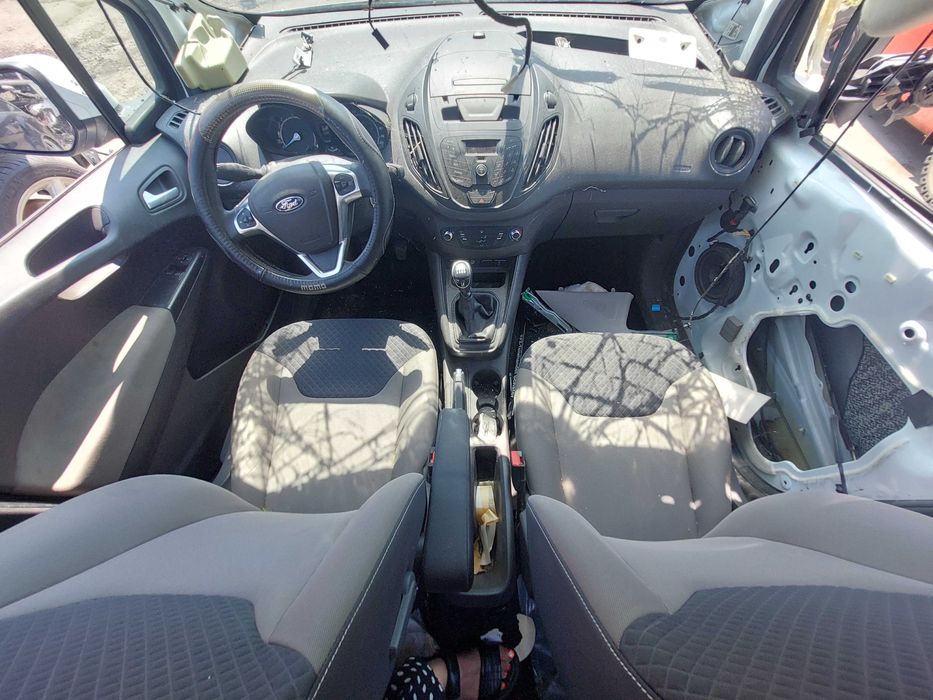 На Части: Ford Tourneo Courier Facelift 1.5 TDCi 100 кс 2020 код XXCC