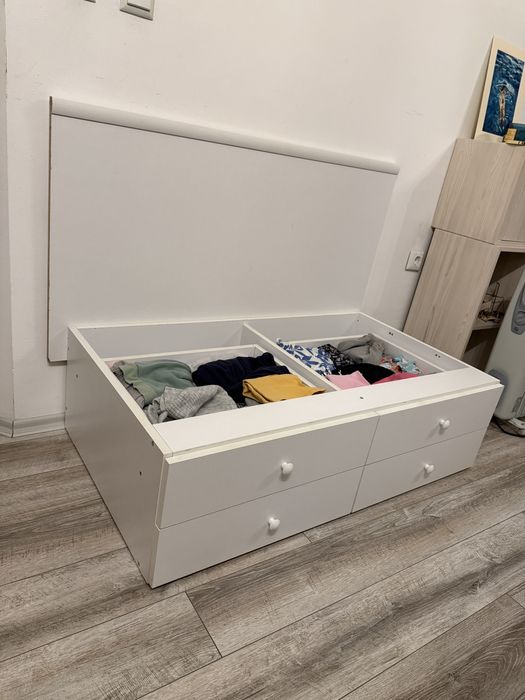 Детска кошетка с матрак и 4 бр. шкафчета