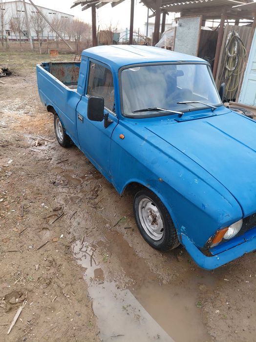 Москвич ИЖ  2715