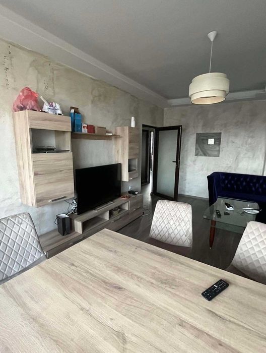 Продава се Тристаен апартамент в Казанлък - 84 кв.м за 723 €/кв.м - Снимка #2