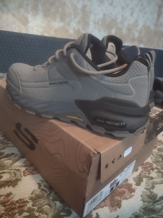Сникърси SKECHERS Max Protect