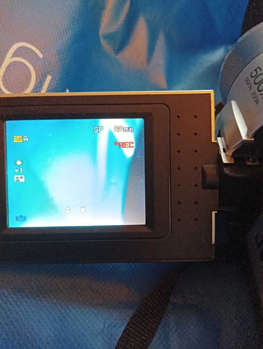 JVC видеокамера GR-DVL 166 (Пълен комплект)