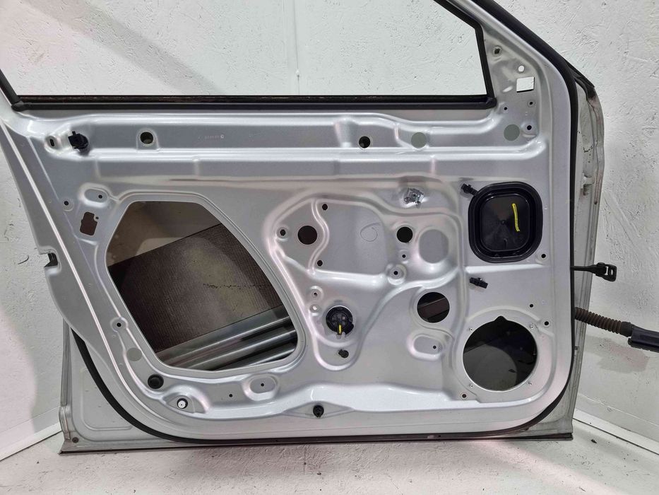 Usa stanga fata Skoda Superb III (3V3) [Fabr 2015-prezent] LA7W