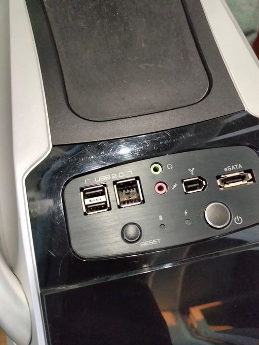 Продам корпус Cooler Master