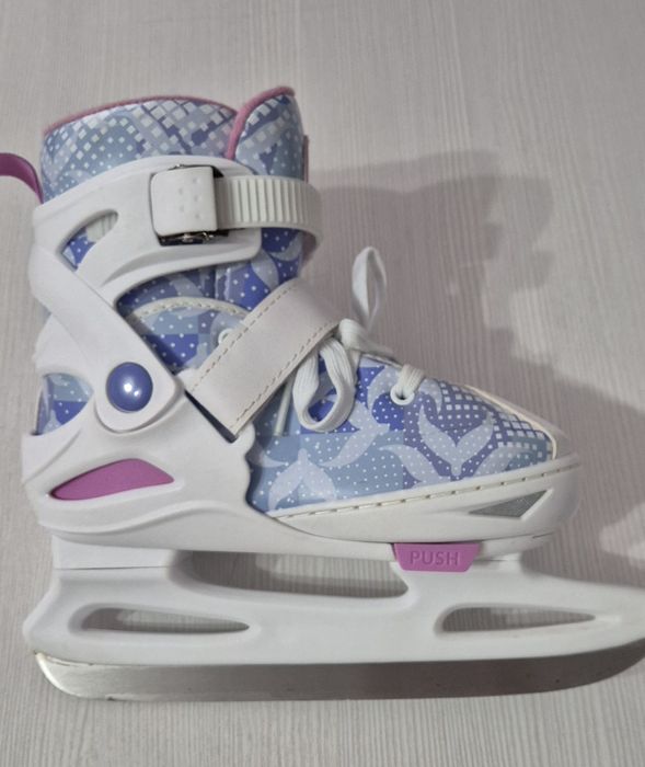 Продам детские коньки