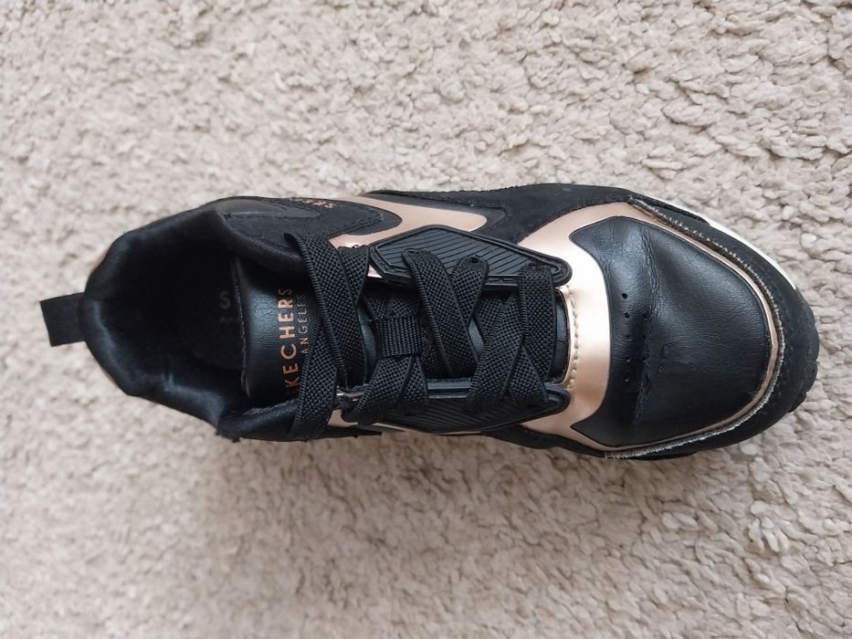 Маратонки Skechers