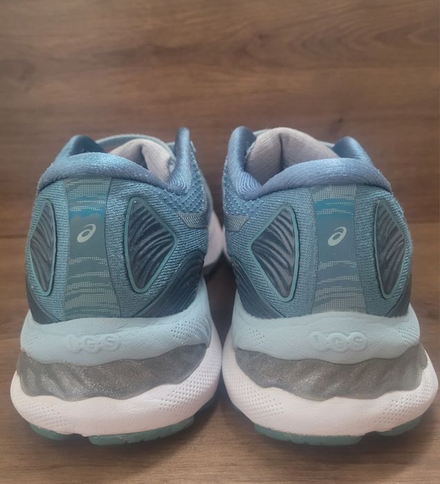 Дамски маратонки Asics Gel Nimbus 23-37номер