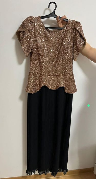 Продам платье в отличном состоянии