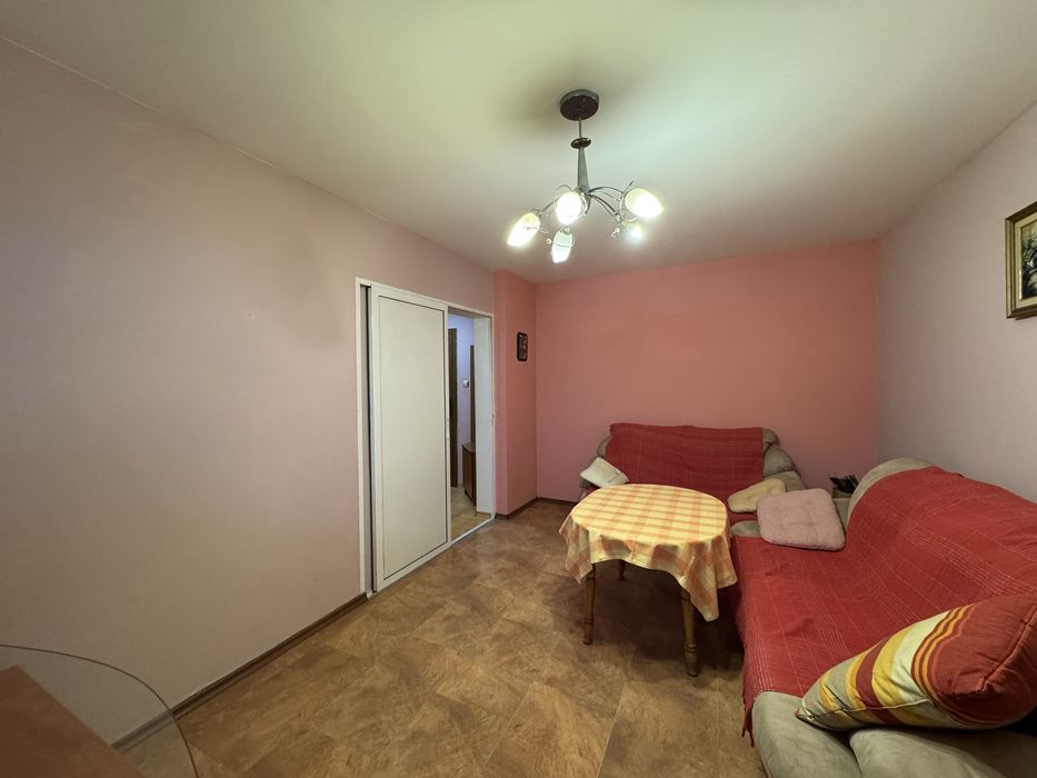 Продава се Тристаен апартамент в Търговище, Център - 67 кв.м за 1446 €/кв.м - Снимка #1