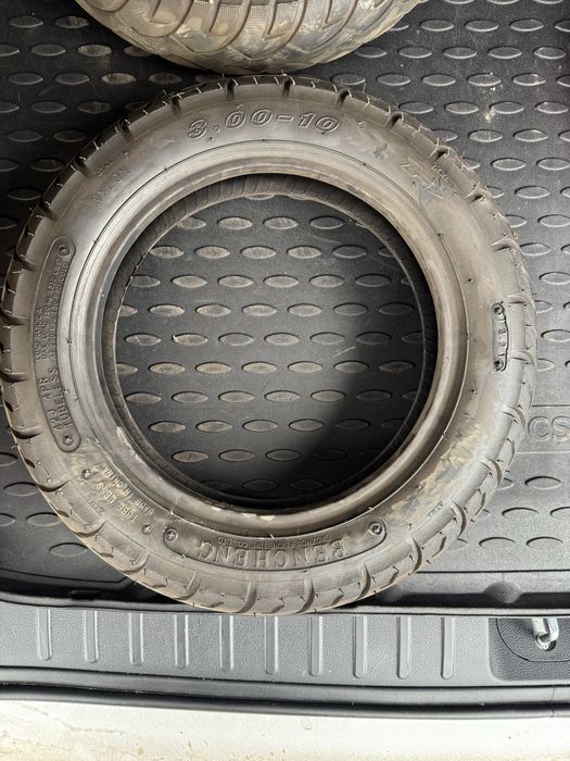 Шины для скутера, мопеда 3. 00-10