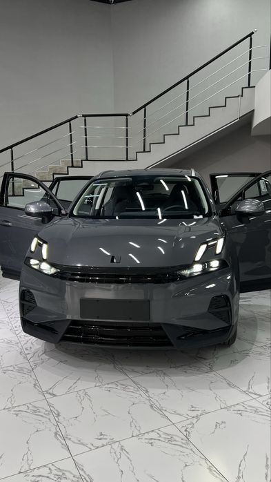yangi lynk co 06