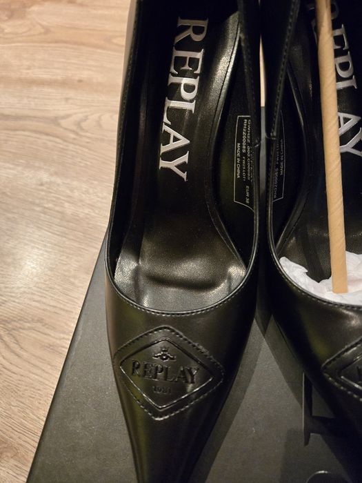 Дамски обувки REPLAY чисто нови