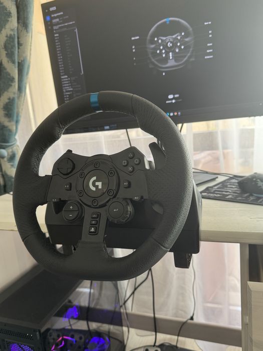 Volan Logitech 923SE( special edition) +pedale+schimbator logitech
