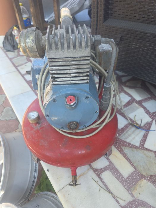 Compresor aer trifazat Ganser