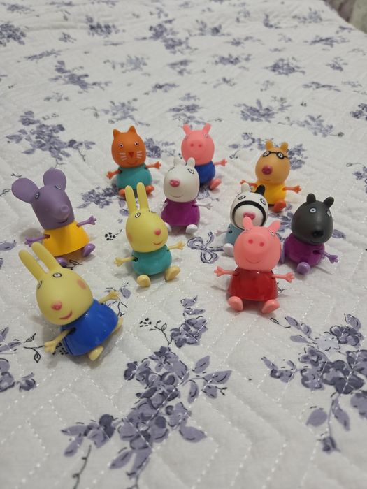 Продаются разные игрушки