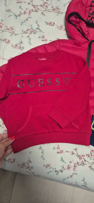 Set 2bluze si o geaca #guess