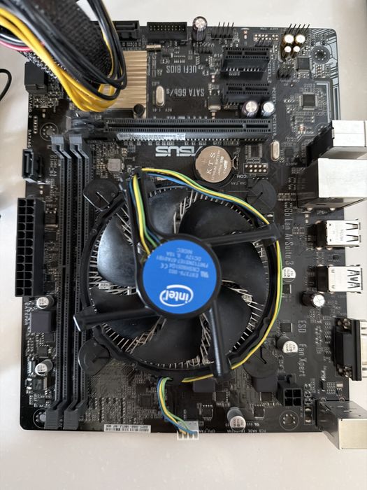 ASUS H110M-F, процессора Intel Core i5 7-го поколения