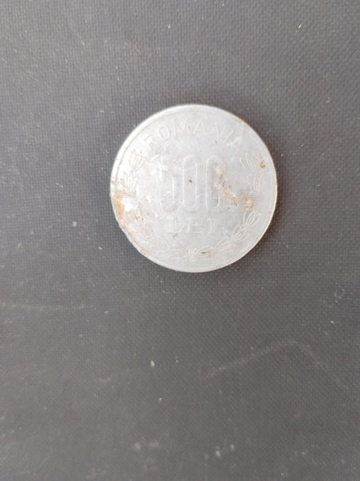 Vand moneda 500 lei anul 2000 accept si schimburi