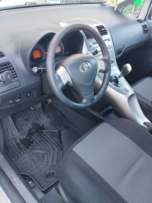 Toyota Auris 2009