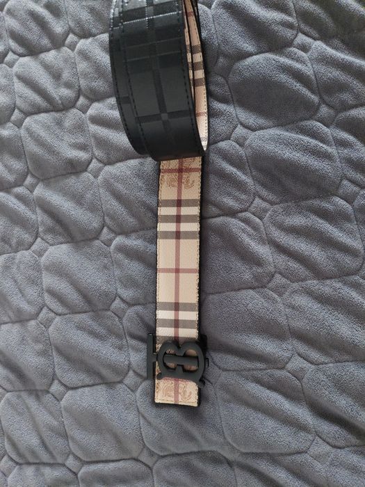 продам ремень Burberry двусторонний