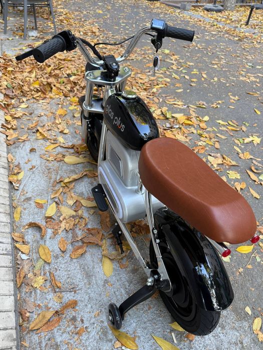 Новый детский мотоцикл колеса надувные