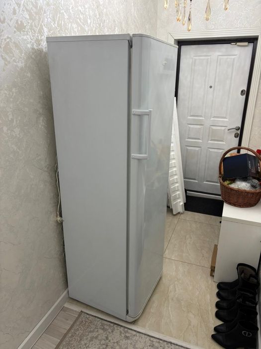 Продам морозильник бирюса