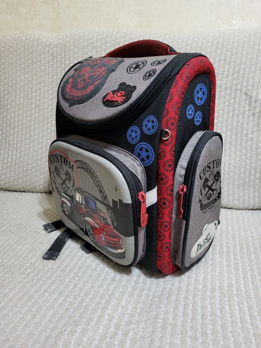 Школьный рюкзак для мальчика