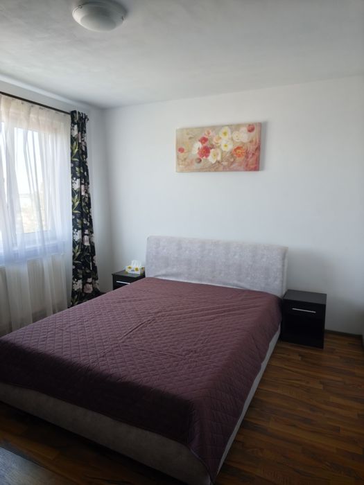 Inchiriez apartment cu 2 camere
