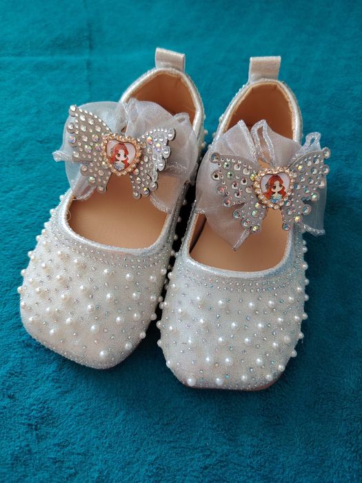 Продам лёгкие тапочки 13,5 см